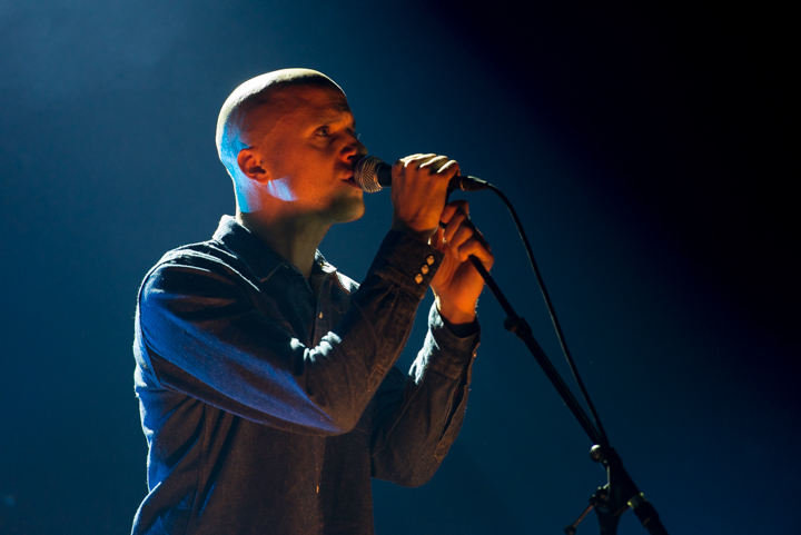 Milow @ AB Brussel, foto 2, foto's door Johan Van Buggenhout - FrontView Magazine