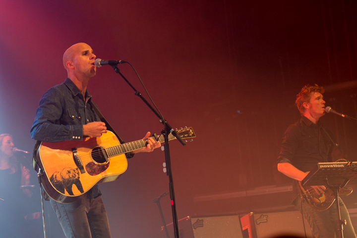Milow @ AB Brussel, foto 14, foto's door Johan Van Buggenhout - FrontView Magazine