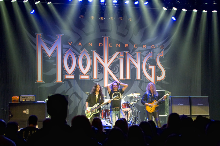 VandenBerg's Moonkings @ Bilzen, picture 9, photographed by Paul Nouwen - FrontView Magazine