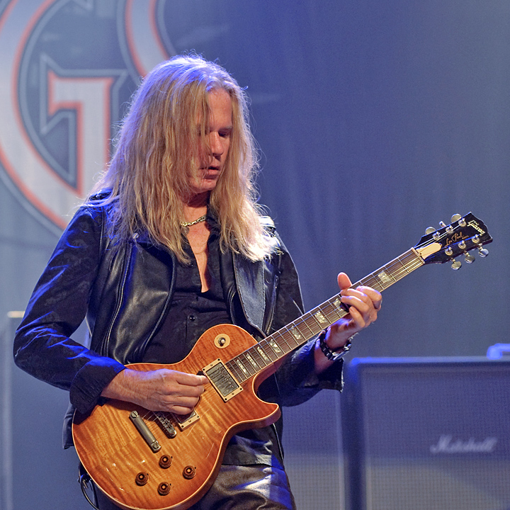 VandenBerg's Moonkings @ Bilzen, picture 14, photographed by Paul Nouwen - FrontView Magazine