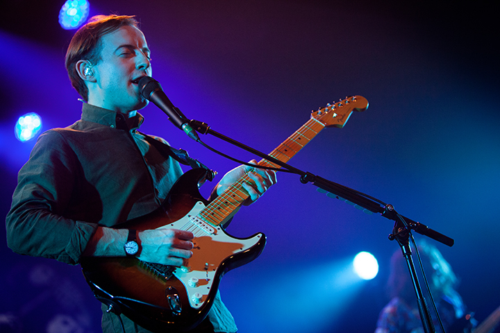 Bombay Bicycle Club @ Trix, picture 6, photographed by Kristof Hayen - FrontView Magazine