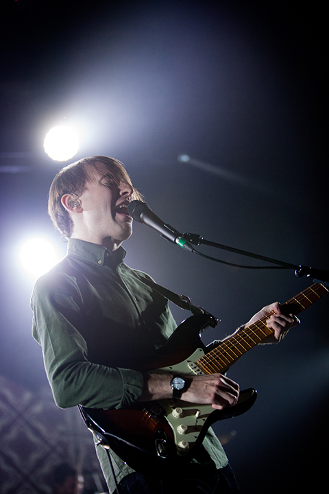 Bombay Bicycle Club @ Trix, picture 7, photographed by Kristof Hayen - FrontView Magazine
