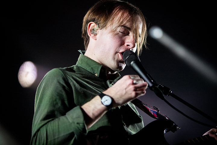 Bombay Bicycle Club @ Trix, picture 8, photographed by Kristof Hayen - FrontView Magazine