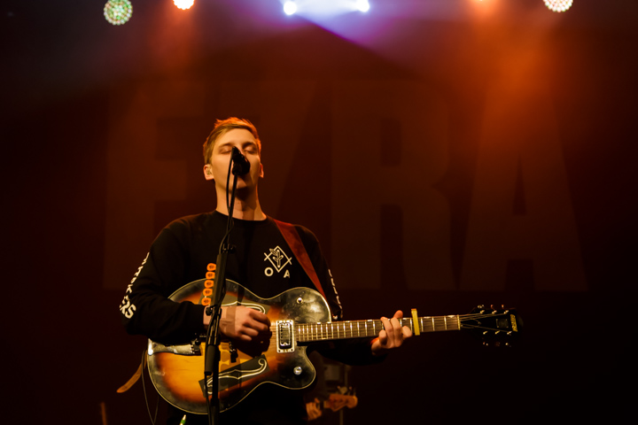 George Ezra @ Trix, picture 18, photographed by Tristan Herftijd - FrontView Magazine