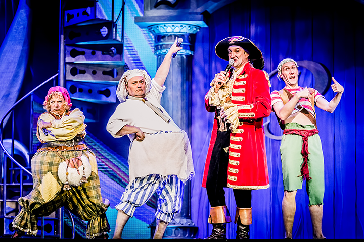 De Grote Sinterklaasshow 2014 @ Sportpaleis, foto 4, foto's door Elke Briers - FrontView Magazine