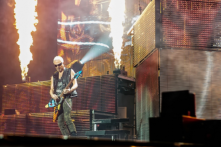 Scorpions @ Paleis 12, foto 3, foto's door Edwin Houdevelt - FrontView Magazine