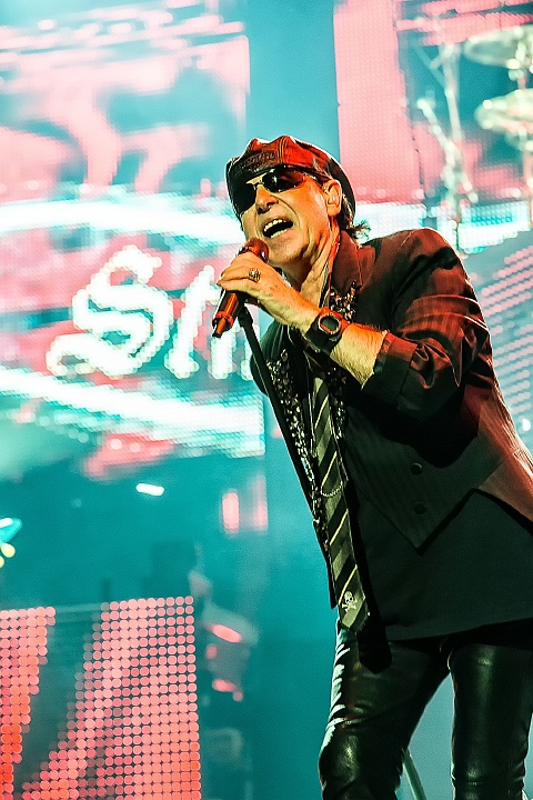 Scorpions @ Paleis 12, foto 6, foto's door Edwin Houdevelt - FrontView Magazine