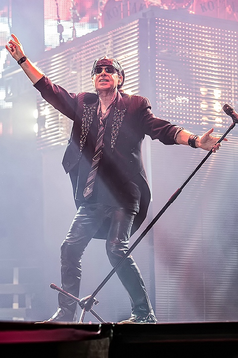 Scorpions @ Paleis 12, foto 17, foto's door Edwin Houdevelt - FrontView Magazine