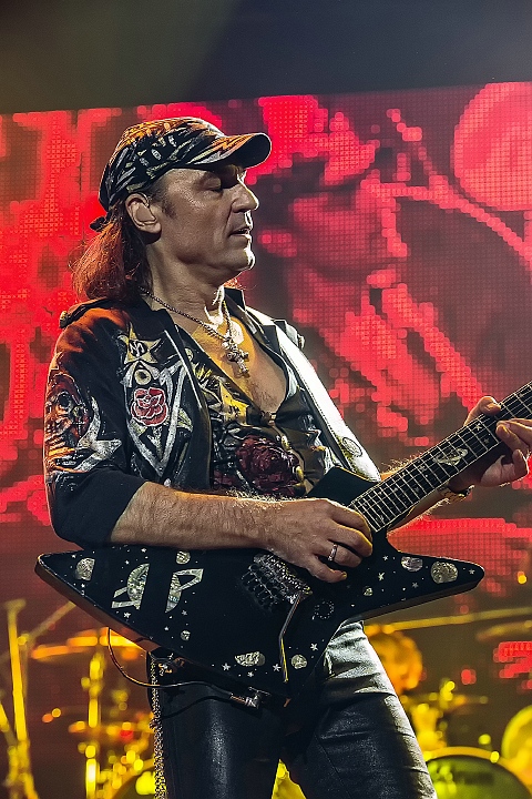 Scorpions @ Paleis 12, foto 43, foto's door Edwin Houdevelt - FrontView Magazine