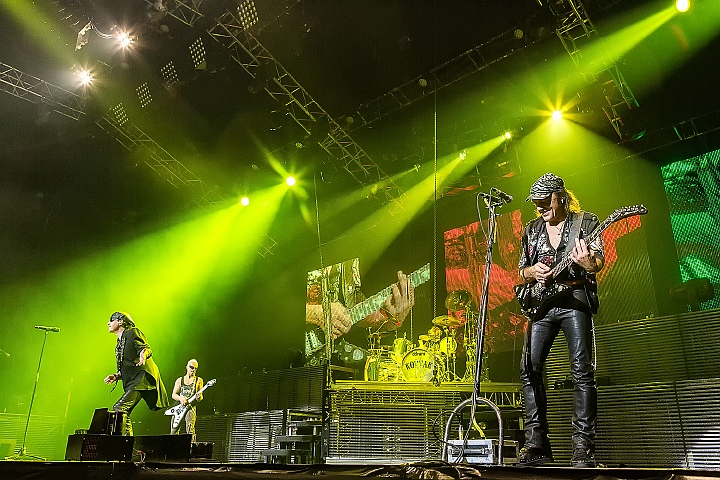 Scorpions @ Paleis 12, foto 45, foto's door Edwin Houdevelt - FrontView Magazine