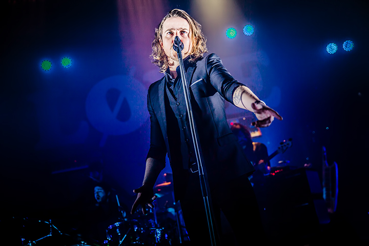 Julien Doré @ Ancienne Belgique, picture 7, photographed by Elke Briers - FrontView Magazine