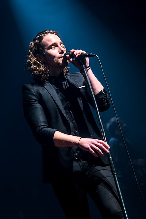 Julien Doré @ Ancienne Belgique, picture 9, photographed by Elke Briers - FrontView Magazine