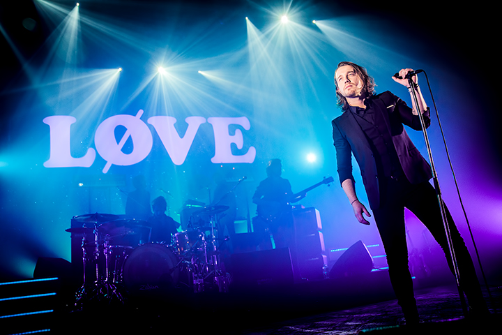 Julien Doré @ Ancienne Belgique, picture 11, photographed by Elke Briers - FrontView Magazine