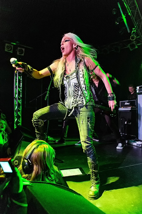 Doro @ BieBob, foto 10, foto's door Edwin Houdevelt - FrontView Magazine