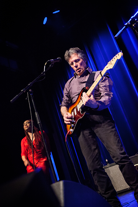 Bill Wyman's Rhythm Kings @ Het Depot, picture 14, photographed by Kristof Hayen - FrontView Magazine