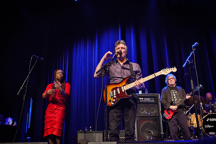 Bill Wyman's Rhythm Kings @ Het Depot, picture 15, photographed by Kristof Hayen - FrontView Magazine