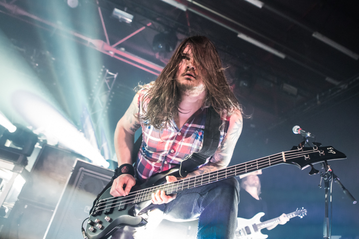Heaven Shall Burn @ Brielpoort, picture 3, photographed by Dorien Goetschalckx - FrontView Magazine