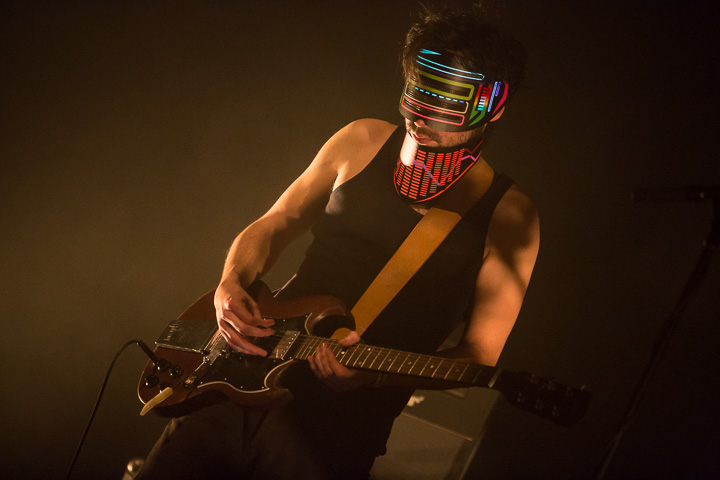 Kenji Minogue @ Het Depot, picture 16, photographed by Gino Verhulst - FrontView Magazine