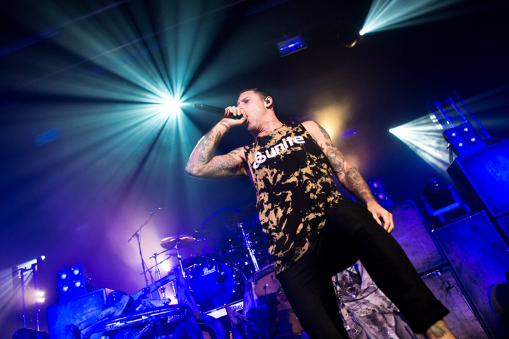 Parkway Drive @ Brielpoort, picture 2, photographed by Dorien Goetschalckx - FrontView Magazine