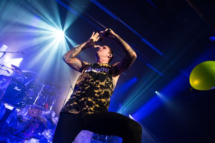 Parkway Drive @ Brielpoort, picture 7, photographed by Dorien Goetschalckx - FrontView Magazine