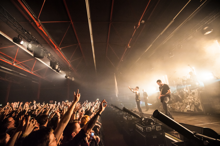 Parkway Drive @ Brielpoort, picture 18, photographed by Dorien Goetschalckx - FrontView Magazine