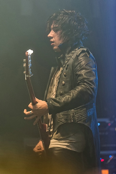 The Defiled @ De Kreun, picture 3, photographed by Edwin Houdevelt - FrontView Magazine