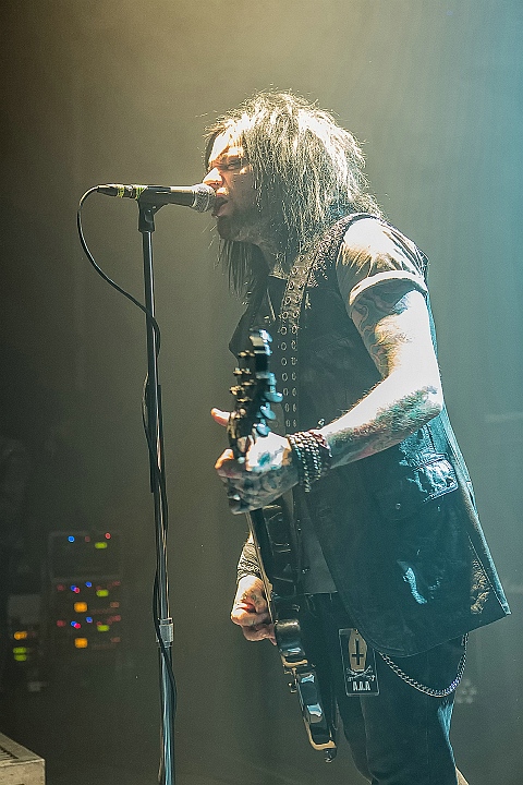 The Defiled @ De Kreun, picture 5, photographed by Edwin Houdevelt - FrontView Magazine