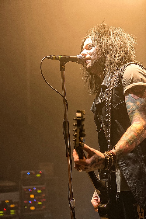 The Defiled @ De Kreun, picture 12, photographed by Edwin Houdevelt - FrontView Magazine