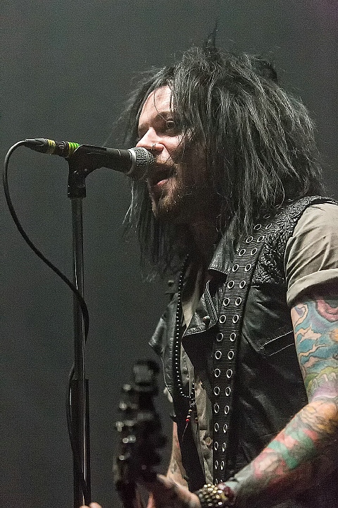 The Defiled @ De Kreun, picture 13, photographed by Edwin Houdevelt - FrontView Magazine