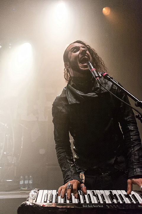 The Defiled @ De Kreun, picture 18, photographed by Edwin Houdevelt - FrontView Magazine