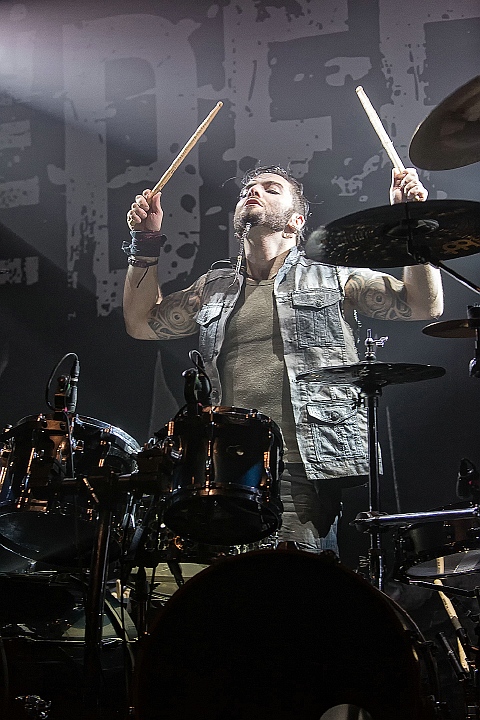 The Defiled @ De Kreun, picture 34, photographed by Edwin Houdevelt - FrontView Magazine