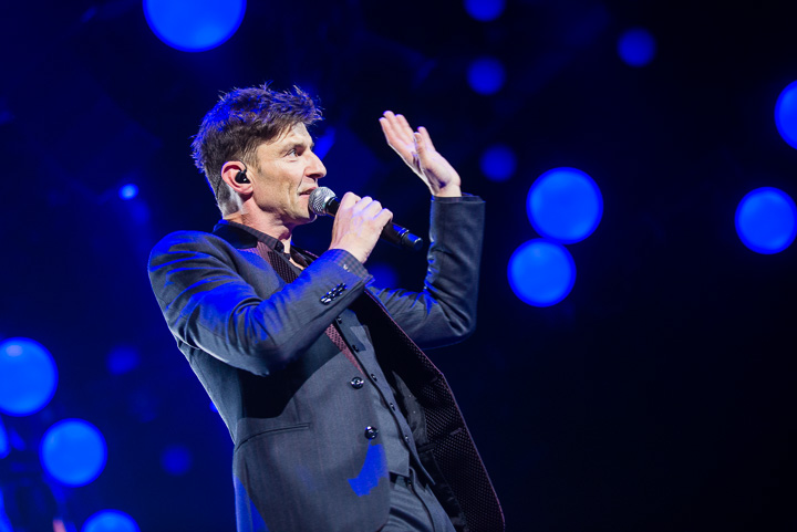 Clouseau Centraal @ Sportpaleis Antwerpen, picture 33, photographed by Dimitri Vanlommel - FrontView Magazine