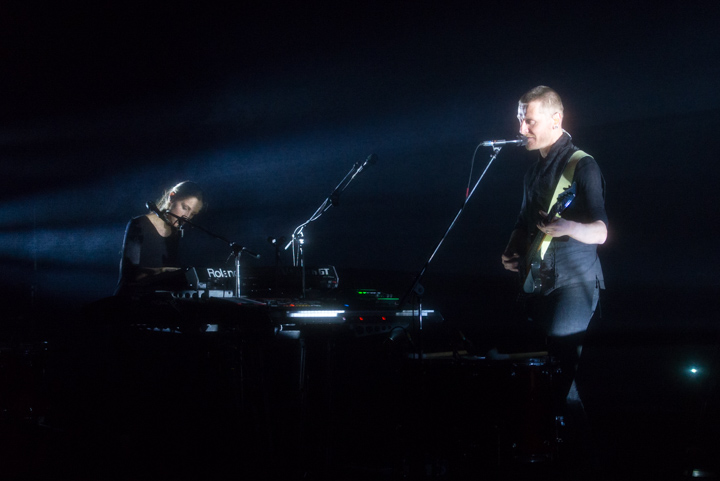 Ozark Henry @ Stadsschouwburg Sint-Niklaas, picture 3, photographed by Johan Van Buggenhout - FrontView Magazine