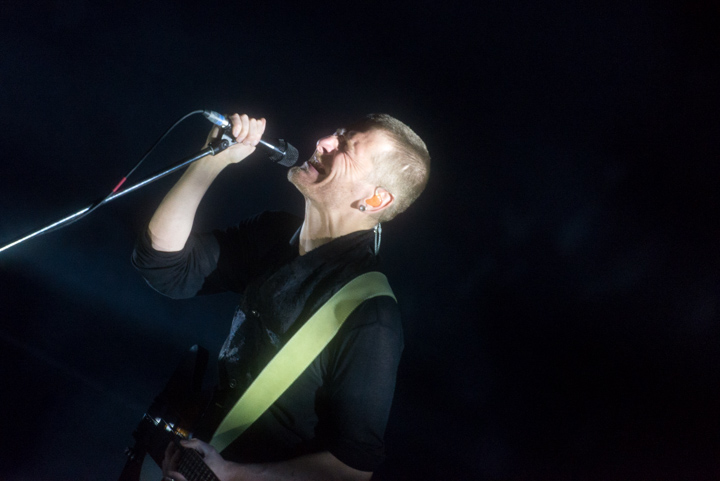 Ozark Henry @ Stadsschouwburg Sint-Niklaas, picture 8, photographed by Johan Van Buggenhout - FrontView Magazine