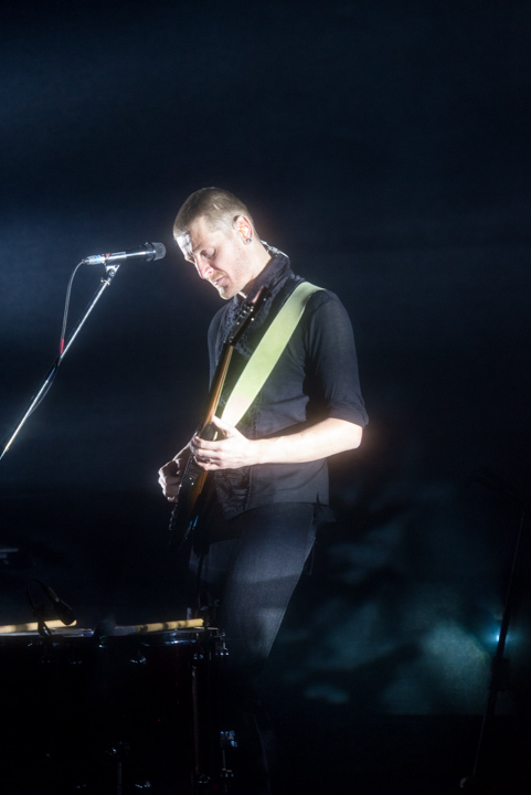 Ozark Henry @ Stadsschouwburg Sint-Niklaas, picture 9, photographed by Johan Van Buggenhout - FrontView Magazine