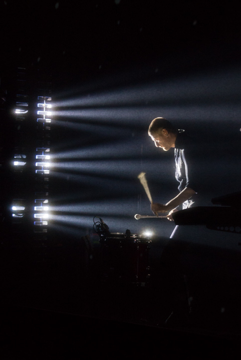 Ozark Henry @ Stadsschouwburg Sint-Niklaas, picture 11, photographed by Johan Van Buggenhout - FrontView Magazine
