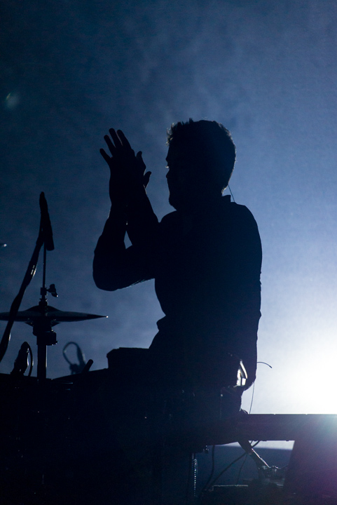 Ozark Henry @ Stadsschouwburg Sint-Niklaas, picture 12, photographed by Johan Van Buggenhout - FrontView Magazine