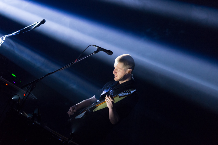 Ozark Henry @ Stadsschouwburg Sint-Niklaas, picture 18, photographed by Johan Van Buggenhout - FrontView Magazine