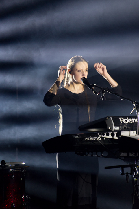 Ozark Henry @ Stadsschouwburg Sint-Niklaas, picture 25, photographed by Johan Van Buggenhout - FrontView Magazine