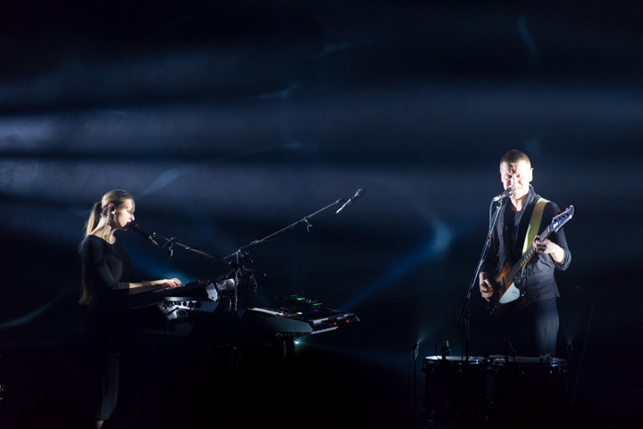 Ozark Henry @ Stadsschouwburg Sint-Niklaas, picture 37, photographed by Johan Van Buggenhout - FrontView Magazine