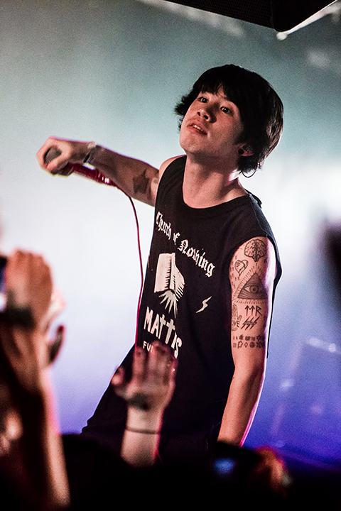One Ok Rock @ Trix Club, picture 7, photographed by Elke Briers - FrontView Magazine