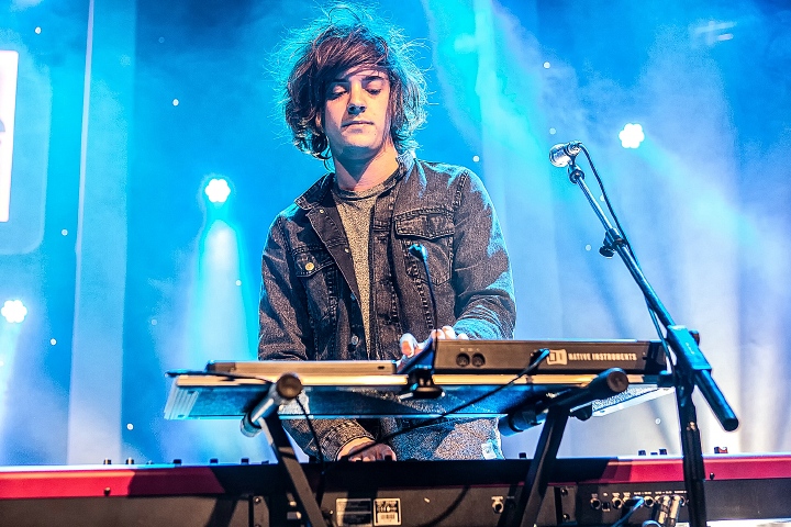 London Grammar @ The Qube - Zuiderkroon, picture 25, photographed by Edwin Houdevelt - FrontView Magazine