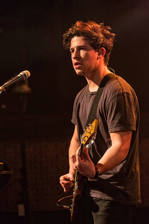 London Grammar @ The Qube - Zuiderkroon, picture 38, photographed by Edwin Houdevelt - FrontView Magazine