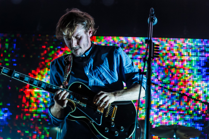 Ben Howard @ Vorst Nationaal, picture 9, photographed by Tristan Herftijd - FrontView Magazine