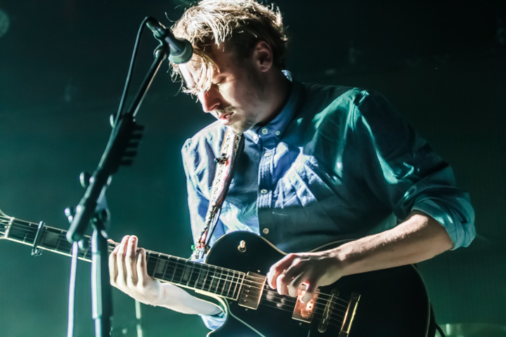 Ben Howard @ Vorst Nationaal, picture 28, photographed by Tristan Herftijd - FrontView Magazine