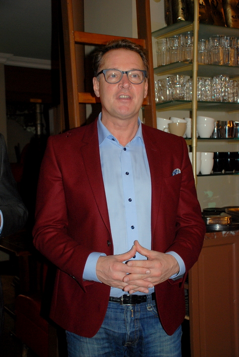 Persvoorstellng Piaf de musical @ Brasserie Den Artist, picture 3, photographed by Peter Minnebo - FrontView Magazine