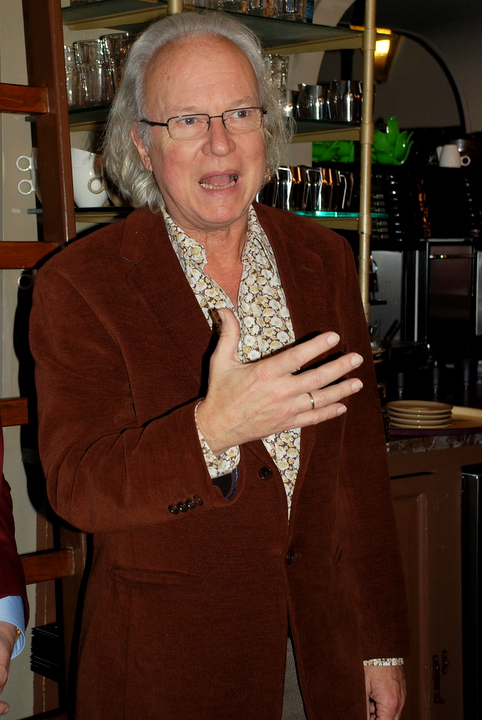 Persvoorstellng Piaf de musical @ Brasserie Den Artist, picture 5, photographed by Peter Minnebo - FrontView Magazine