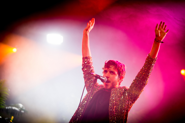 Music For Life 2014: Oscar & The Wolf @ The Flame, picture 1, photographed by Freya Goossens - FrontView Magazine