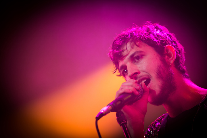 Music For Life 2014: Oscar & The Wolf @ The Flame, picture 3, photographed by Freya Goossens - FrontView Magazine