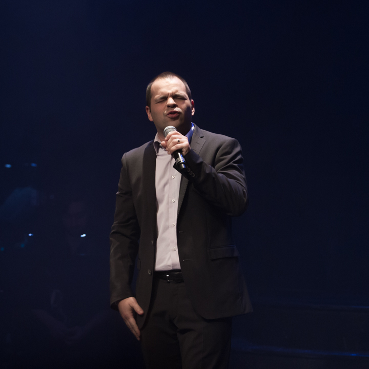 Hotel Vocal - Jubileumshow @ Fakkelteater te Antwerpen, picture 5, photographed by Guy Danneels - FrontView Magazine
